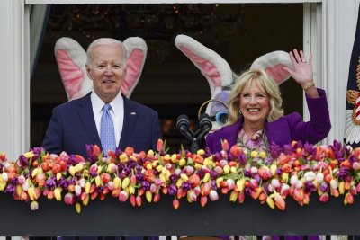 Великденски зайчета и детски смях в Белия дом (Снимки)
