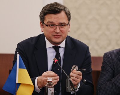 Външният министър на Украйна Дмитро Кулеба е специален гост в