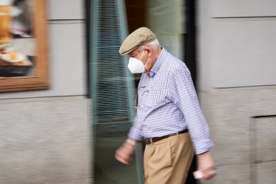 В Испания пада изискването за маски на закрито