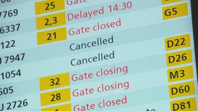 Стачка блокира частично въздушния трафик към Амстердам Отменени са 47