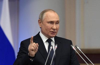 Руският президент подписа указ за ответни икономически санкции срещу определени