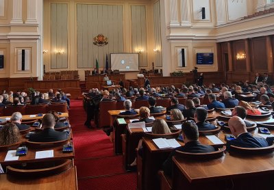 Спор в парламента: Разногласия за състава на комисиите
