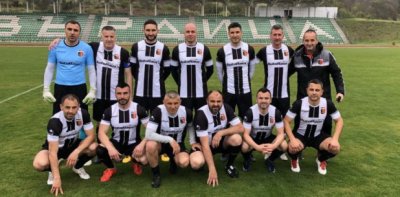 Локомотив (Пловдив) е на финал в държавното първенство по футбол за ветерани