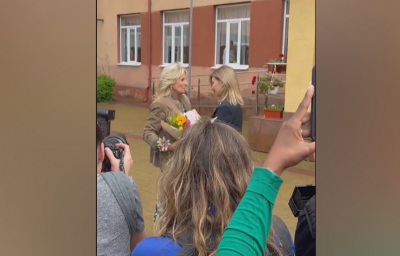 Изненадващи посещения в Украйна направиха съпругата на американския президент Джил