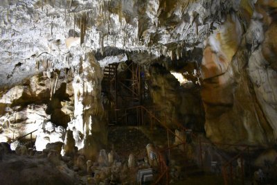 Пещера Добростански бисер няма да отвори врати за посетители