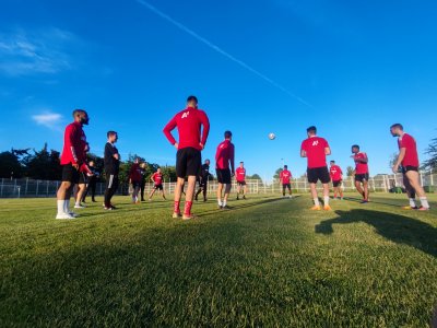 Футболистите на ЦСКА направиха тренировка в Албена преди гостуването си