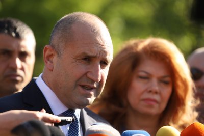 Президентът Румен Радев говори по актуални теми пред журналист Гледайте