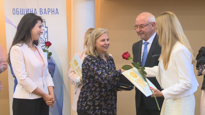 Екипът на варненския телевизионен център получи награда Варна за своя