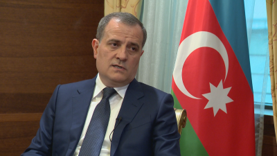 Само пред БНТ: Външният министър на Азербайджан за двустранните отношения с България