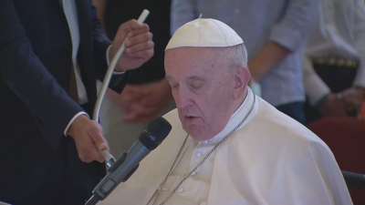Папата се помоли за мир в Украйна