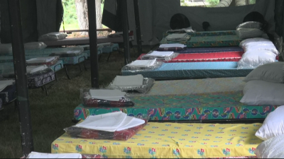 С по 20 легла в палатка разполага буферният център за бежанци в Сарафово