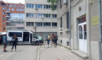 Медици от Самоков благодариха на полицаи за реакцията им след проявената агресия