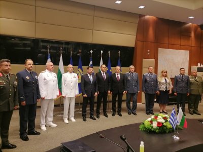 Гърция ще се включи в многонационалната бойна група в България