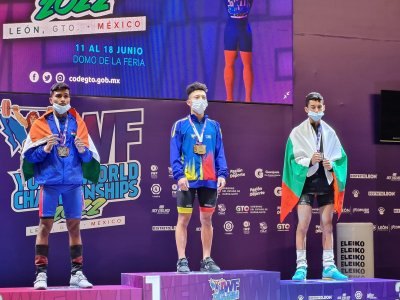 България спечели бронзов медал още в първия ден на започналото