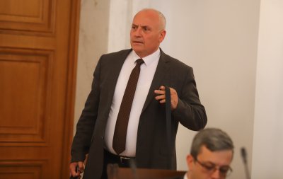 Председателят на Българската агенция по безопасност на храните БАБХ вече