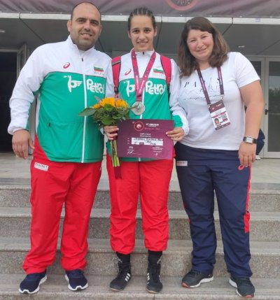 Габриела Маева със сребро от Европейското по борба за кадети