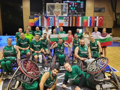 България отстъпи на Португалия на Европейското по баскетбол на колички