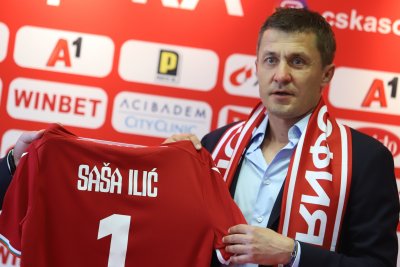 Наставникът Саша Илич определи групата футболисти с които ще продължи