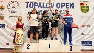 Джудистите на клуб Топалов спечелиха най много медали и оглавиха отборното