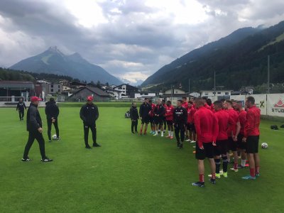 ЦСКА тренира на австрийска земя