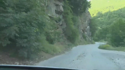 Село Сушица остава откъснато заради лошото състояние на пътя