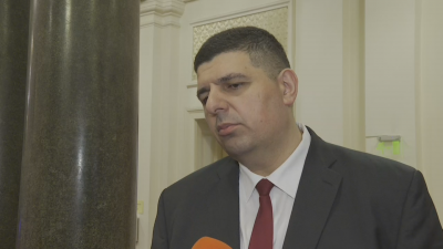 Демократична България няма да предложи своя кандидатура за председател на