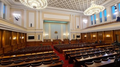 Проекторешението на ДБ за Северна Македония влиза в пленарна зала утре (Вижте предложението)