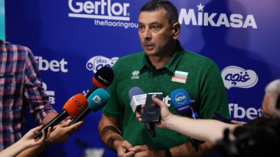 Селекционерът на българския национален отбор по волейбол Николай Желязков очаквано