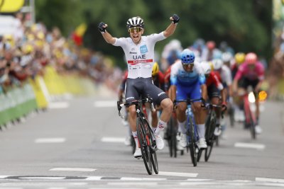 Тадей Погачар триумфира в етап №7 от Тур дьо Франс