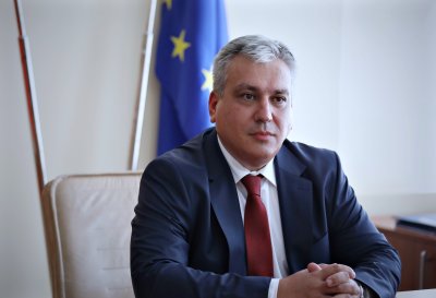 Новият председател на НСИ доц. Атанас Атанасов встъпи в длъжност