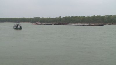 Нивото на р. Дунав продължава да пада, затруднявайки корабоплаването