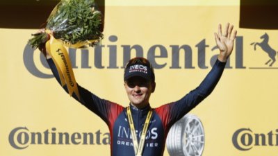Том Пидкок спечели 12 ия етап в колоездачната обиколка на Франция