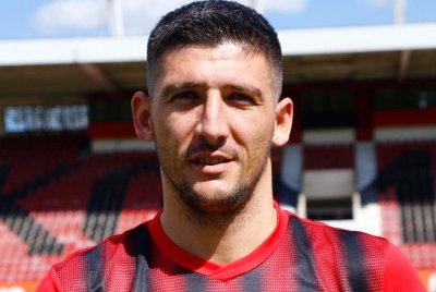 Българският защитник Камен Хаджиев е най новото попълнение на Локомотив София