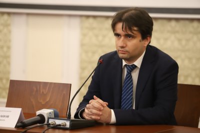 Министърът на електронното управление в оставка Божидар Божанов предлага всички