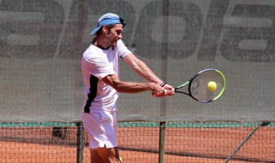 Габриел Донев победи квалификант за място в 1/4-финалите на тенис турнир в Нови Сад