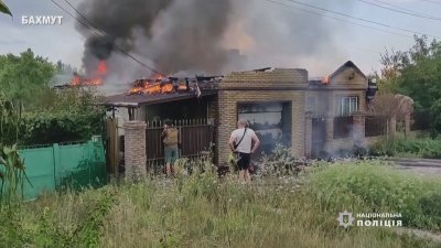 Украинският президент Володимир Зеленски нареди задължителна евакуация от района на