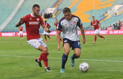 Грешка на Асен Дончев провали ЦСКА в първия мач срещу Сент Патрикс
