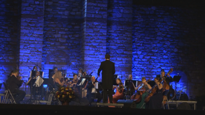 Виенският дворцов оркестър с концерт на Царевец