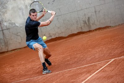 Александър Лазаров отстъпи на руснак във финала на тенис турнир в Грузия