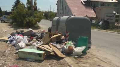 В разгара на летния сезон кризата с боклука във Варна