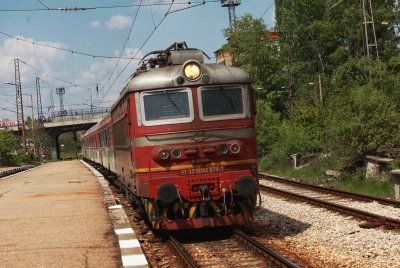 Бързият влак от Бургас за София беше задържан за четвърт
