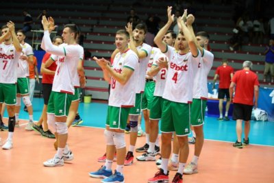 В голям и изпълнен с интрига приятелски мач България победи