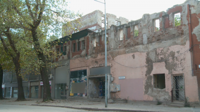 Спряха събарянето на още един тютюнев склад в Пловдив