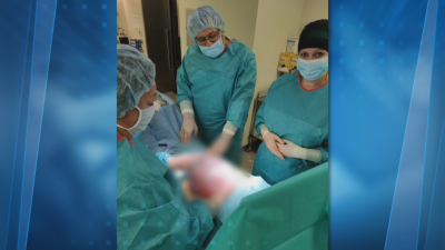 Рядка операция: Лекари от София отстраниха 5,5-килограмов тумор от яйчника на 70-годишна жена