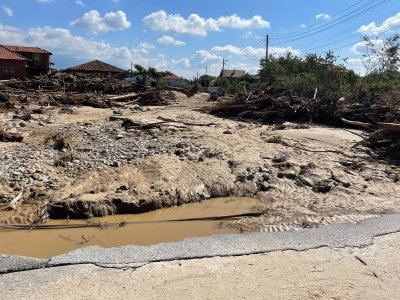 След потопа: Как хората в пострадалите села ще възстановят домовете си?