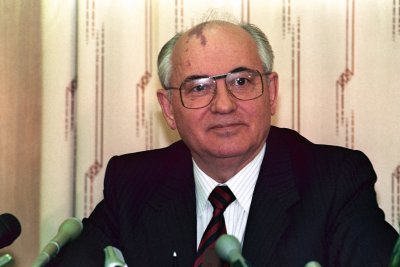Петко Симеонов е политик и съучредител на Съюза на демократичните