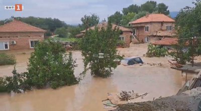Няма жертви и пострадали при наводненията в Карловско 20 души