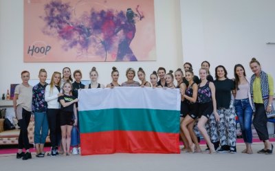 Весела Лечева посети тренировка на гимнастичките преди Световното в София