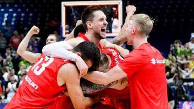 Полша детронира Словения и ще играе на полуфинал на Евробаскет 2022