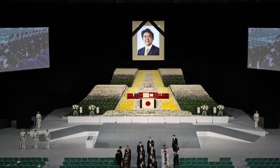 В Япония днес беше погребан бившият премиер Шиндзо Абе. Най-дълго